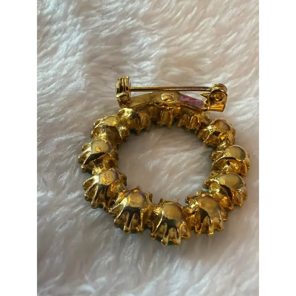 Vintage Green Faceted Glass Rhinestone Circle Wreath Brooch Gold Tone Pin 1.5
